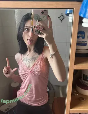  nude photo #0002