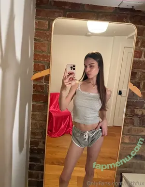  nude photo #0003