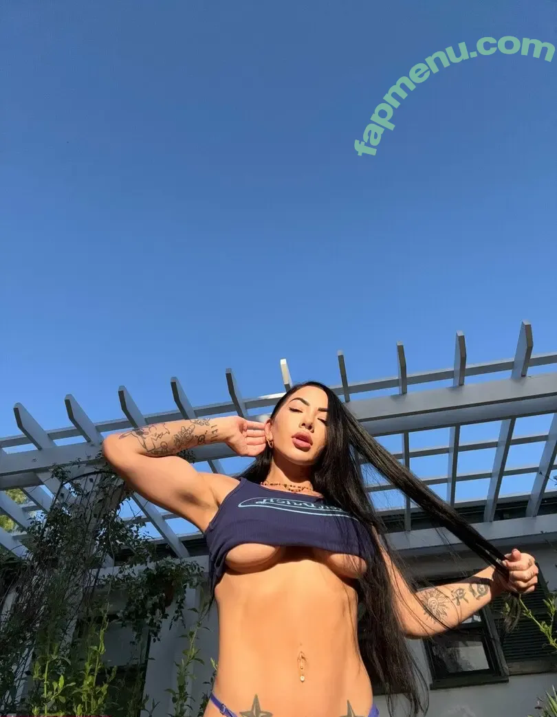 lilkymchiii nude photo #0055 (danellemfishback)