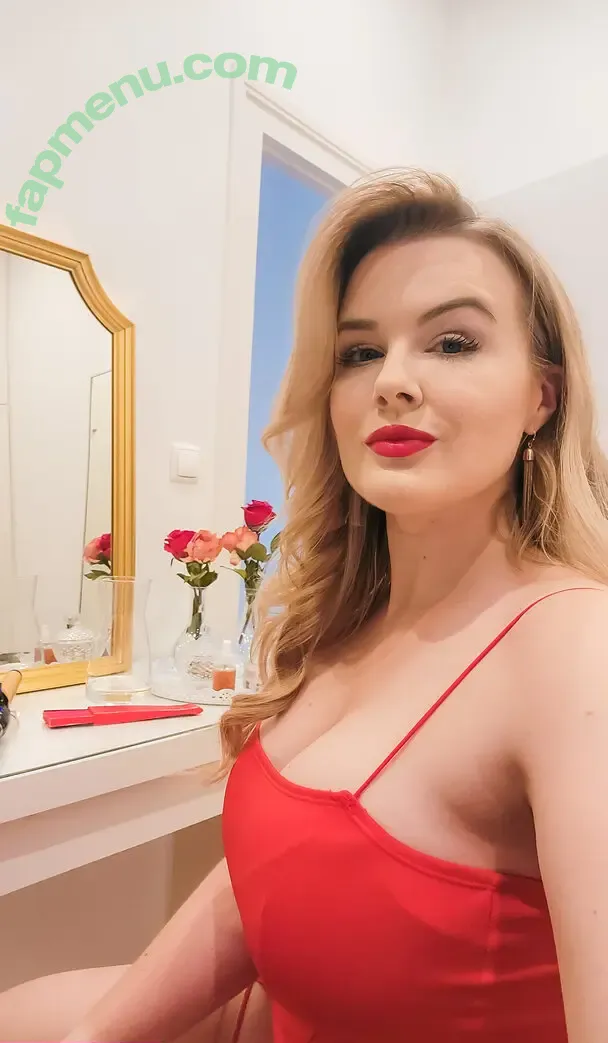 Lilli Luxe nude photo #0088 (LilliLuxe)