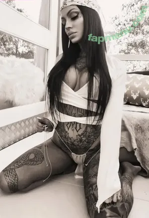  nude photo #0001