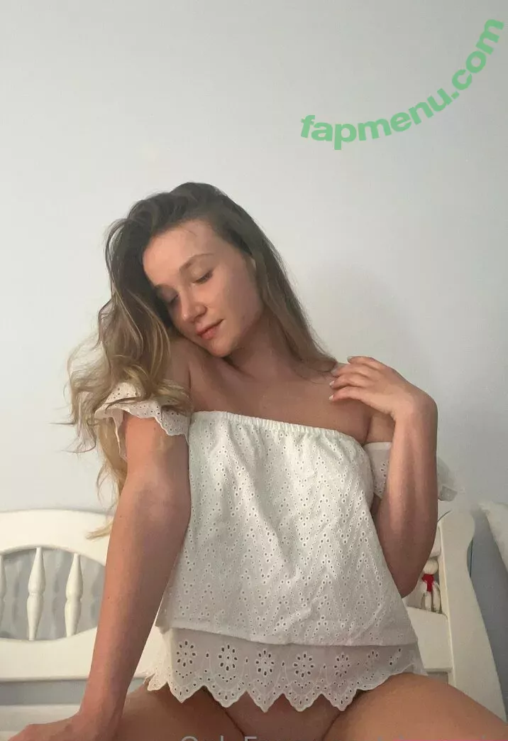lilly_lil nude photo #0014 (clublillylil)