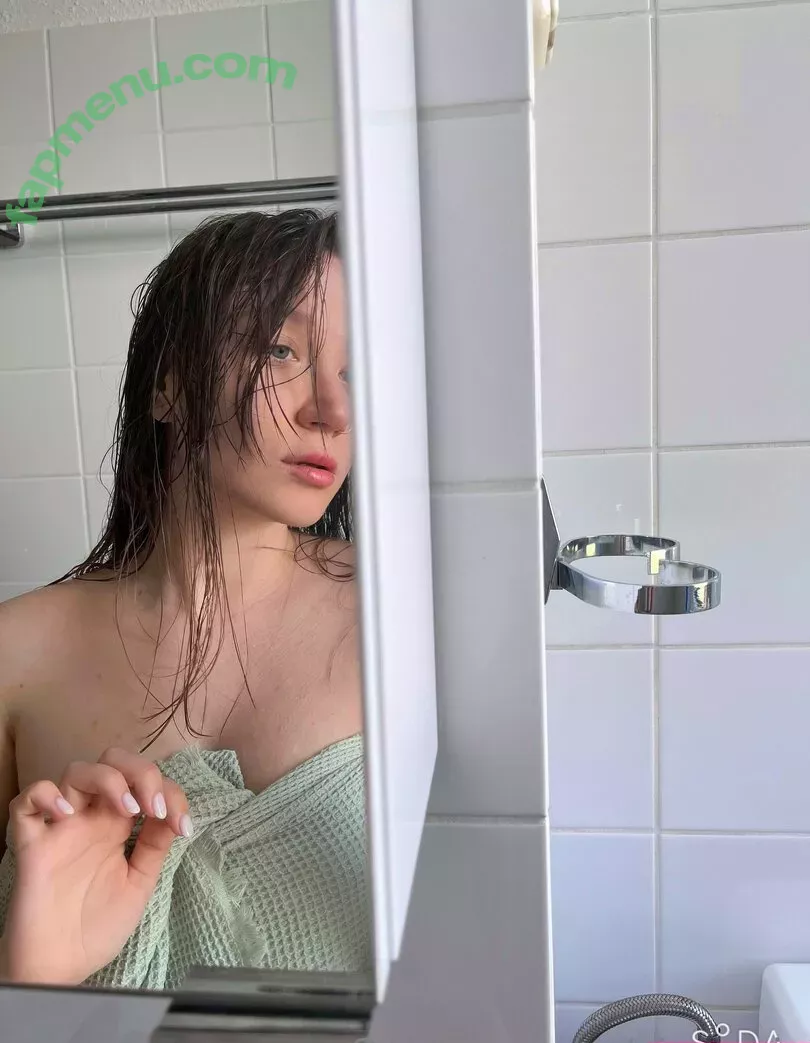 lilly_lil nude photo #0045 (clublillylil)