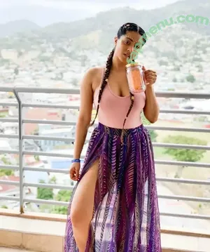 Lilly Singh / lilly nude photo #0316