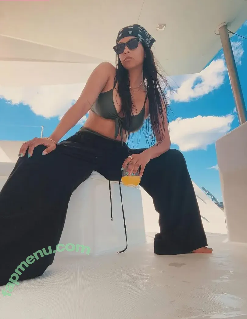 Lilly Singh nude photo #0327 (lilly)