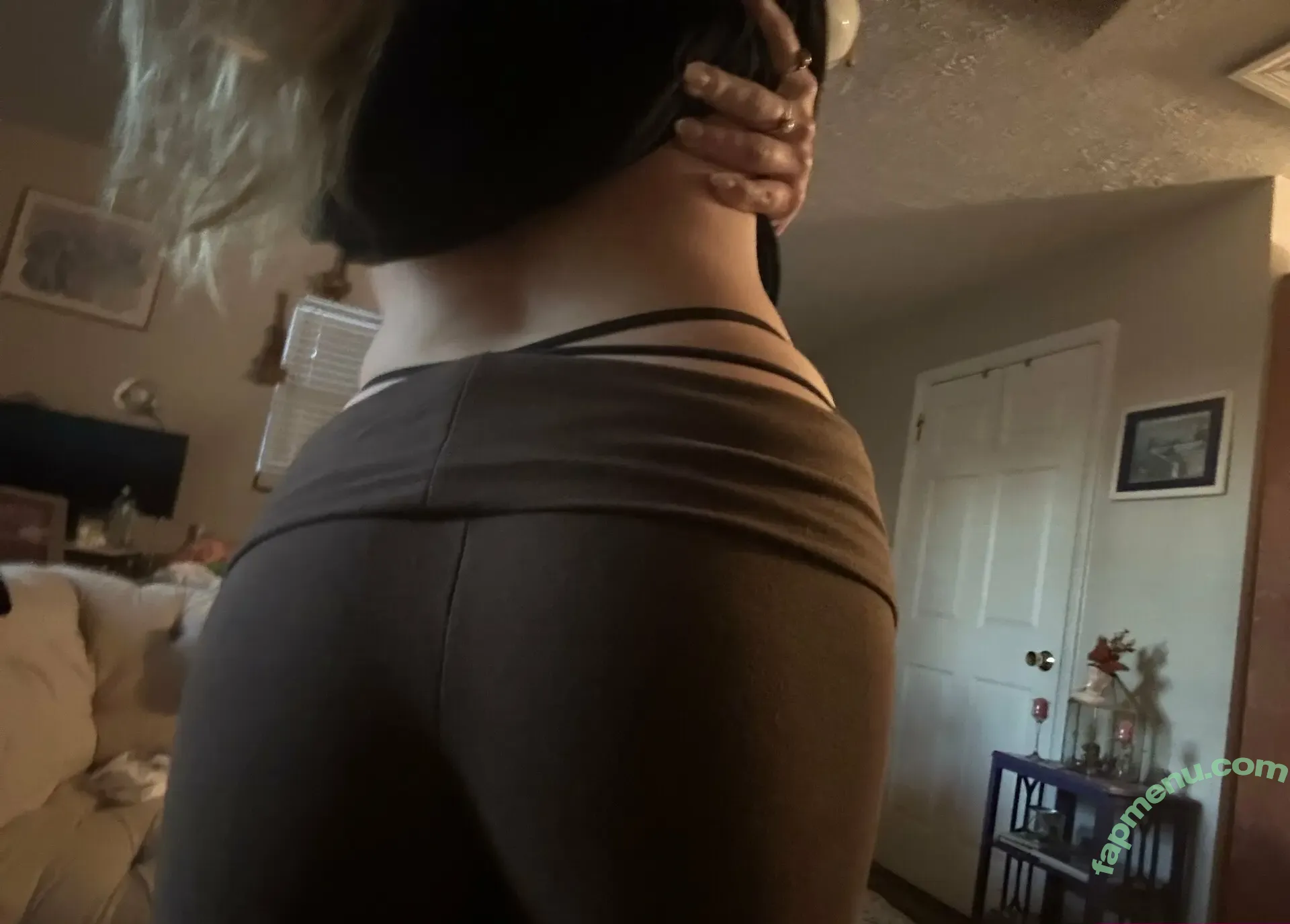 lillyellexo nude photo #0034 (lillyellexo)