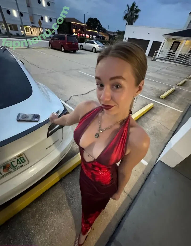 lillyellexo nude photo #0092 (lillyellexo)