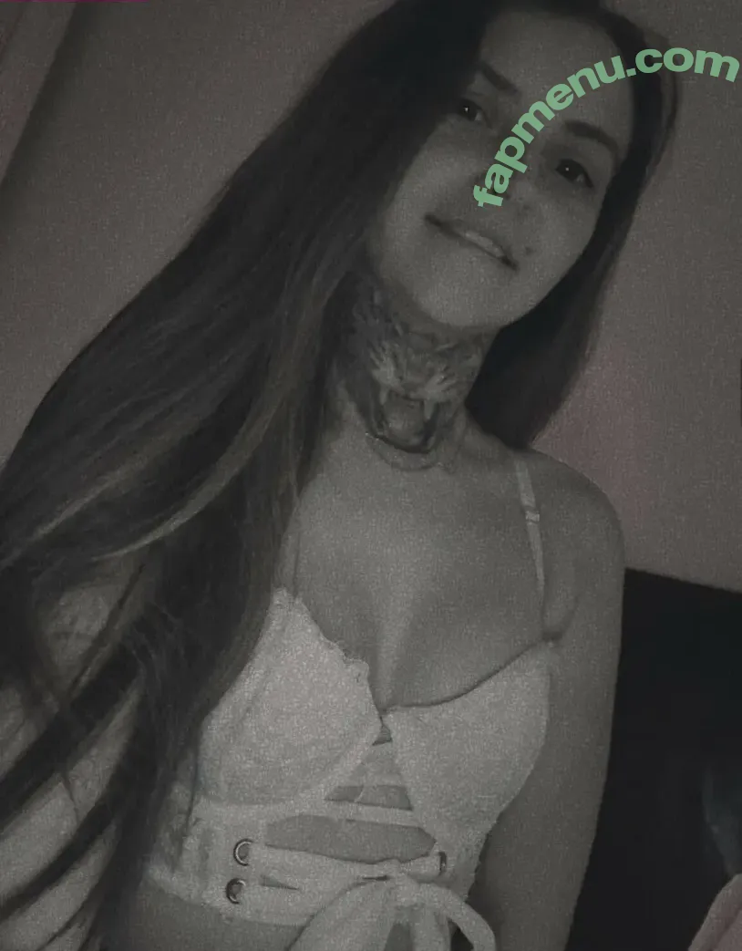 LilMiss_Clo nude photo #0007 (clo.vp / naughty.girlx)