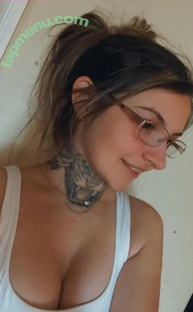 LilMiss_Clo nude photo #0013 (clo.vp / naughty.girlx)
