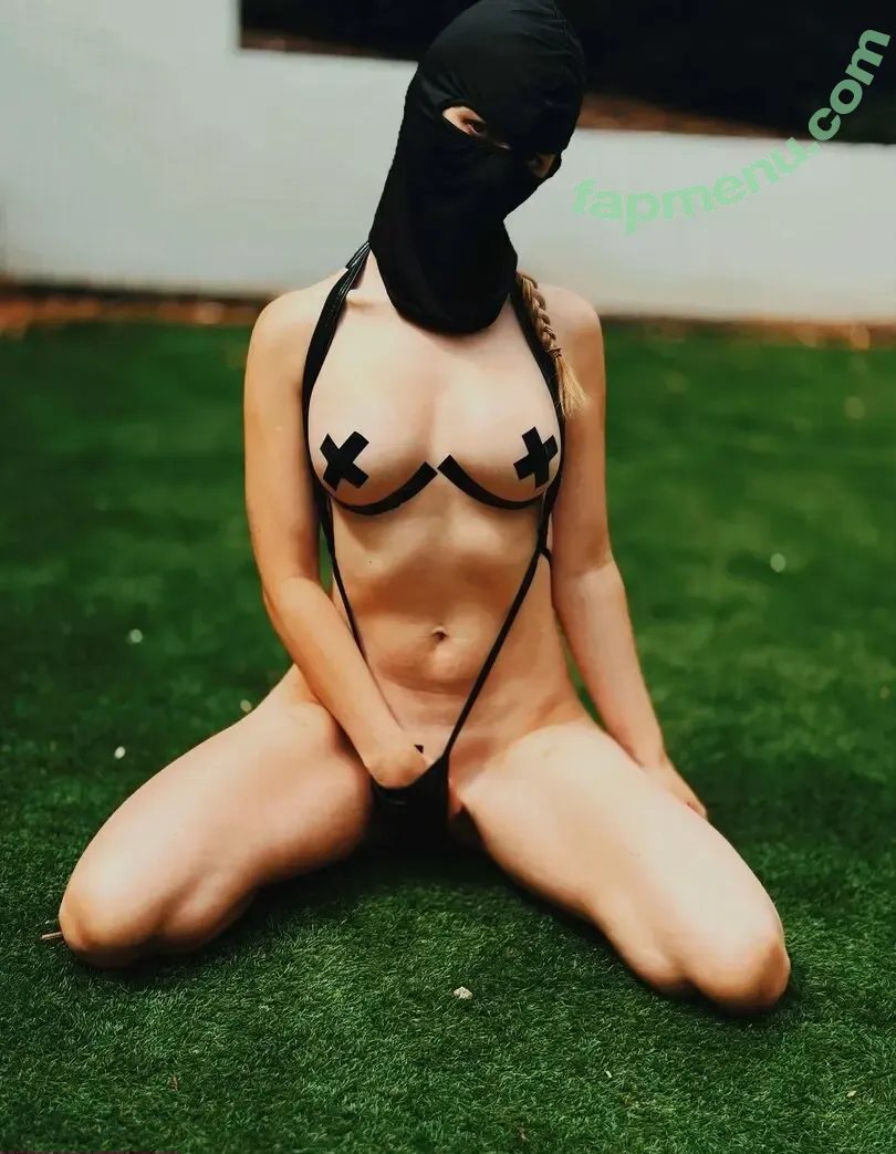 lilmissmask nude photo #0010 (lilmissmask)