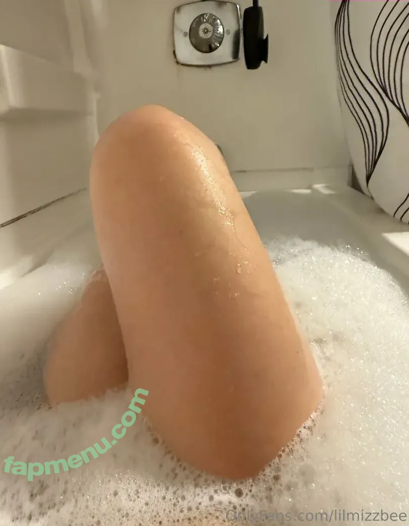 lilmizzbee nude photo #0032 (1lilbeezy)