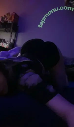 lilsdgaf / lils.dgaf nude photo #0004
