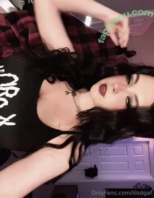 lilsdgaf / lils.dgaf nude photo #0010