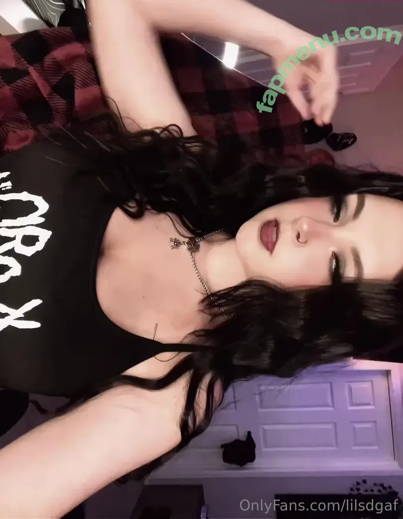 lilsdgaf nude photo #0010 (lils.dgaf)