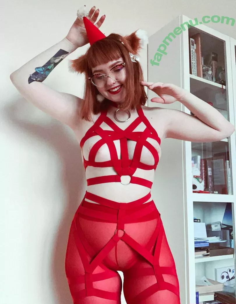 Lilslvkitten nude photo #0200 (lilvkitten)