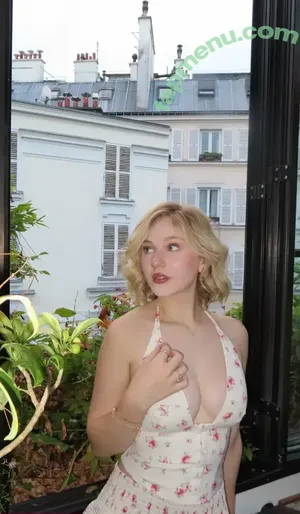 Lily Brooks O’Briant / lilybrooksobriant nude photo #0003