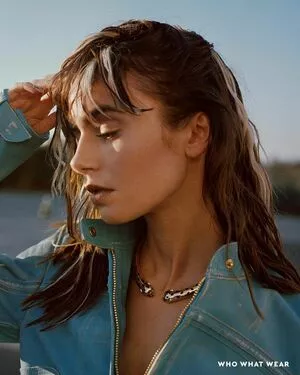 Lily Collins / lilyjcollins nude photo #0046