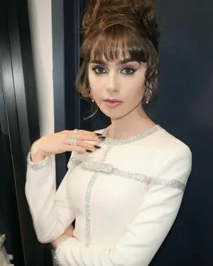 Lily Collins / lilyjcollins nude photo #0050