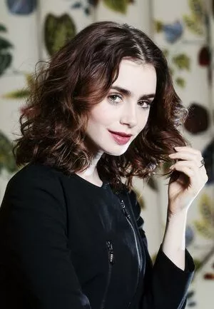 Lily Collins / lilyjcollins nude photo #0111