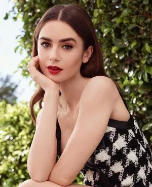 Lily Collins / lilyjcollins nude photo #0330