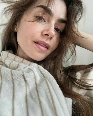 Lily Collins / lilyjcollins nude photo #0361