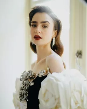 Lily Collins / lilyjcollins nude photo #0419