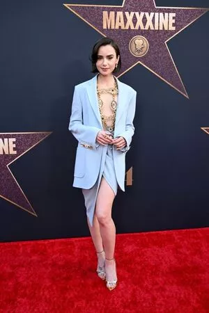 Lily Collins / lilyjcollins nude photo #0505