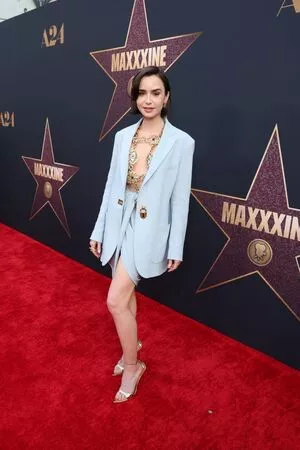 Lily Collins / lilyjcollins nude photo #0511
