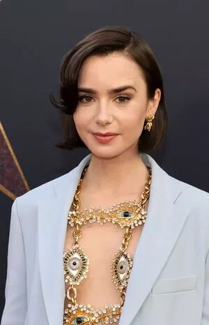 Lily Collins / lilyjcollins nude photo #0535