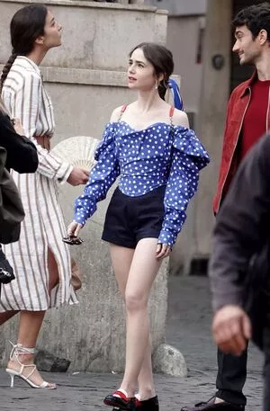 Lily Collins / lilyjcollins nude photo #0566