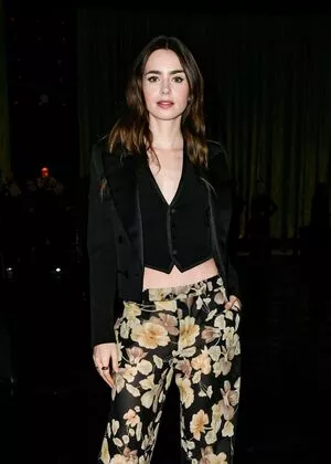 Lily Collins / lilyjcollins nude photo #0583
