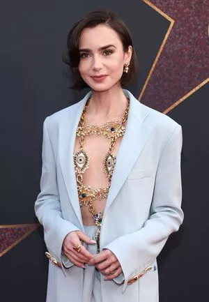 Lily Collins / lilyjcollins nude photo #0624