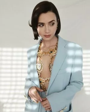 Lily Collins / lilyjcollins nude photo #0631