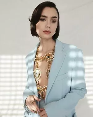 Lily Collins / lilyjcollins nude photo #0635