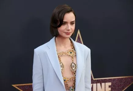 Lily Collins / lilyjcollins nude photo #0639