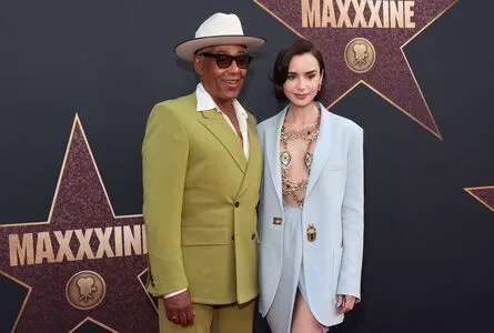 Lily Collins / lilyjcollins nude photo #0647
