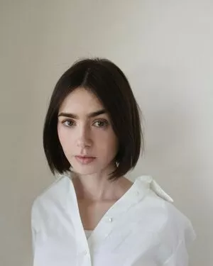 Lily Collins / lilyjcollins nude photo #0659