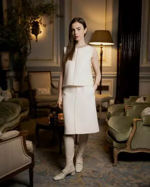 Lily Collins / lilyjcollins nude photo #0668