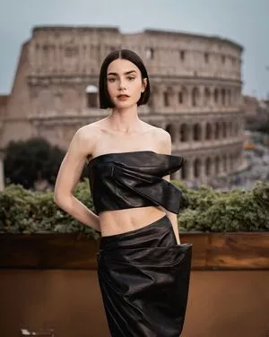 Lily Collins / lilyjcollins nude photo #0751