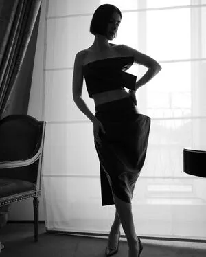 Lily Collins / lilyjcollins nude photo #0755