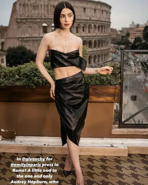 Lily Collins / lilyjcollins nude photo #0763