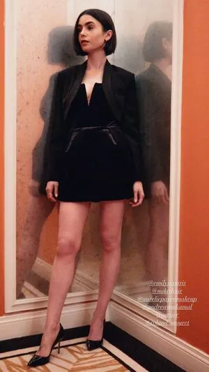 Lily Collins / lilyjcollins nude photo #0793