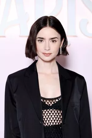 Lily Collins / lilyjcollins nude photo #0812