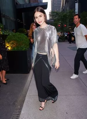 Lily Collins / lilyjcollins nude photo #0917