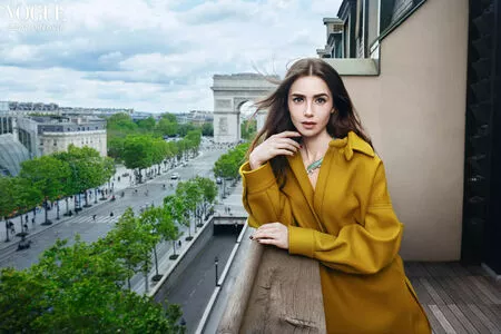 Lily Collins / lilyjcollins nude photo #0951