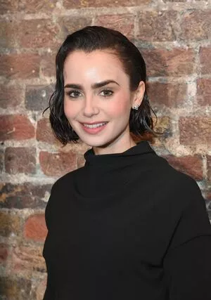 Lily Collins / lilyjcollins nude photo #0974
