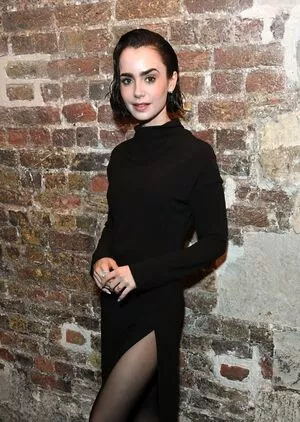 Lily Collins / lilyjcollins nude photo #0976