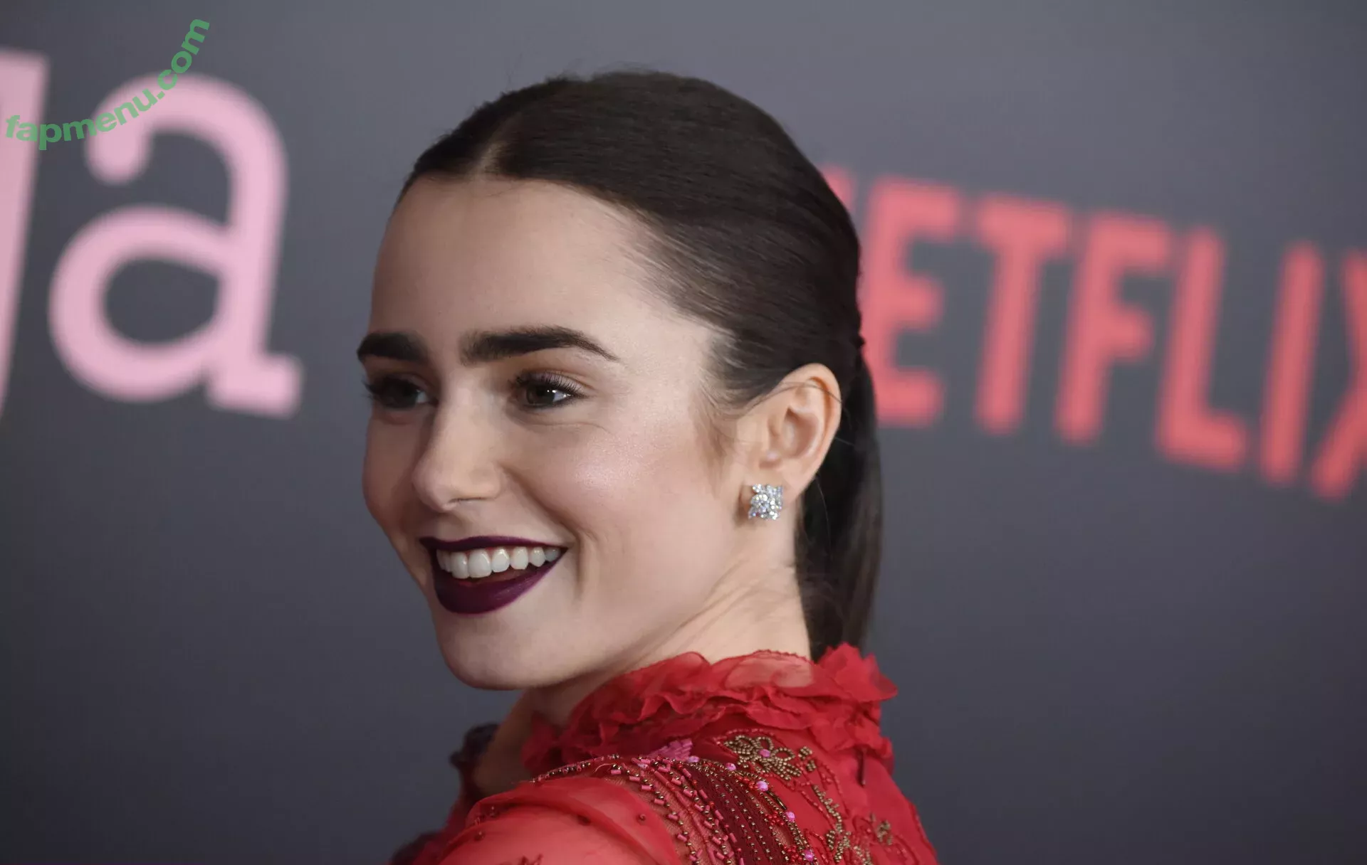 Lily Collins nude photo #0076 (lilyjcollins)