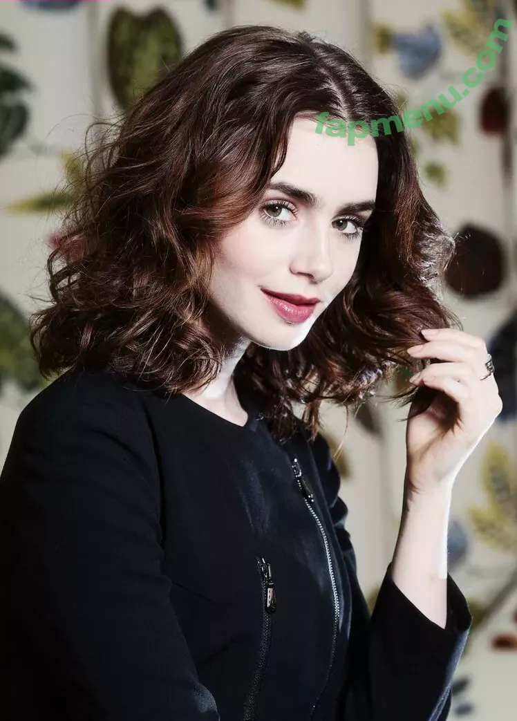 Lily Collins nude photo #0111 (lilyjcollins)
