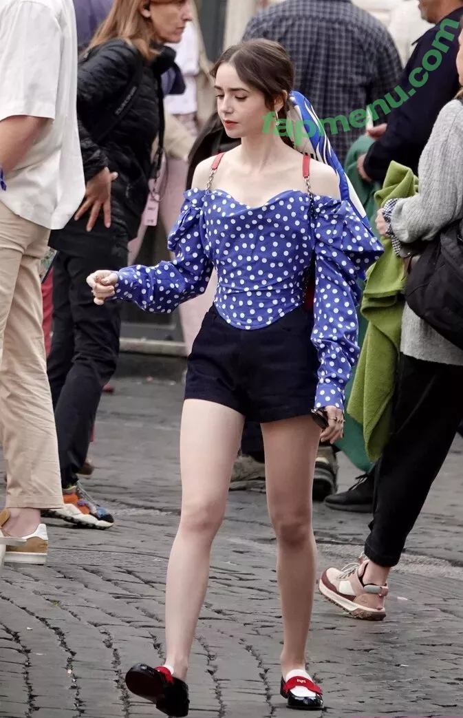 Lily Collins nude photo #0565 (lilyjcollins)